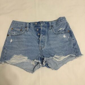 Levi’s Premium Distressed Shorts Size S (W688)